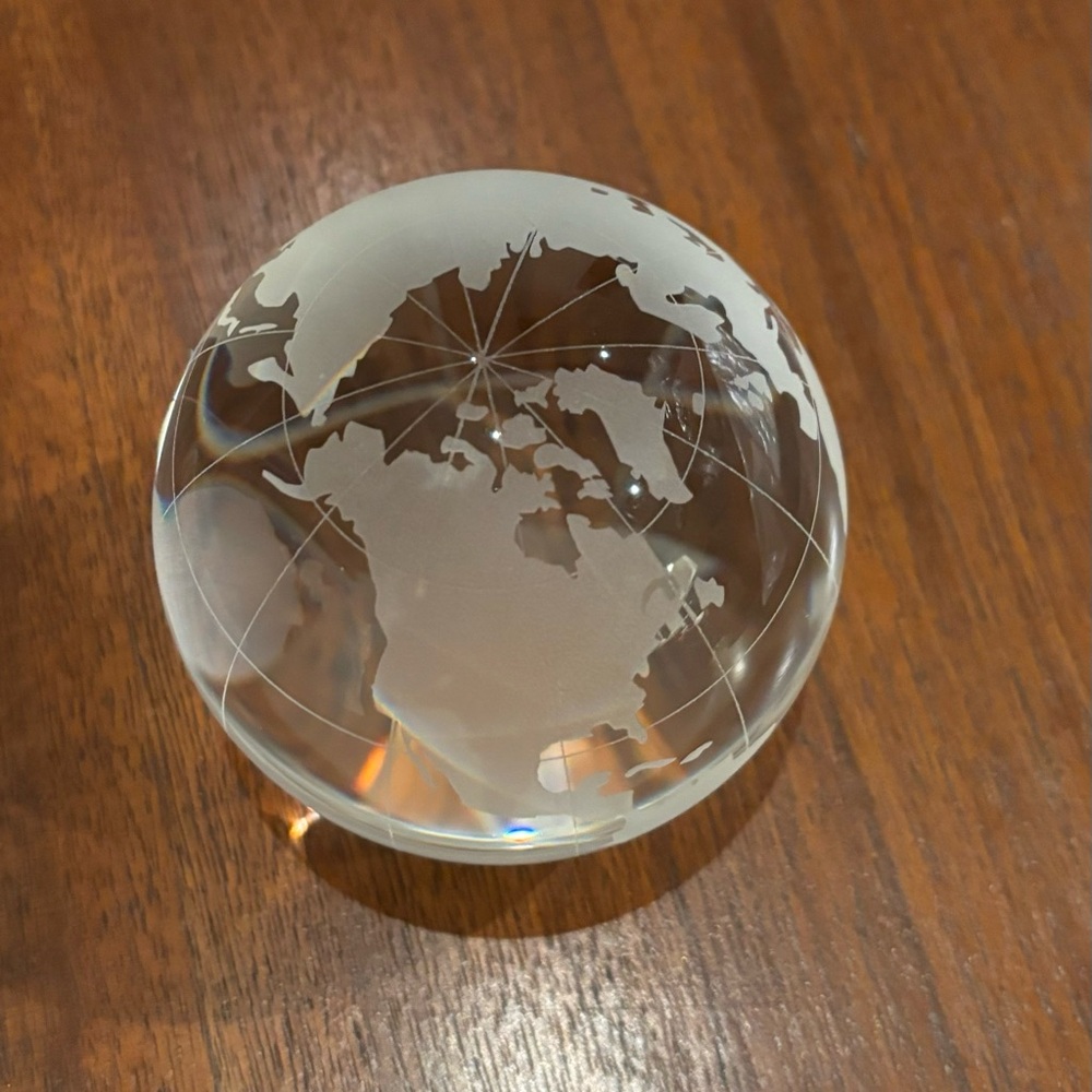 New Oleg Cassini’s Home Collection 3” Round Glass Globe